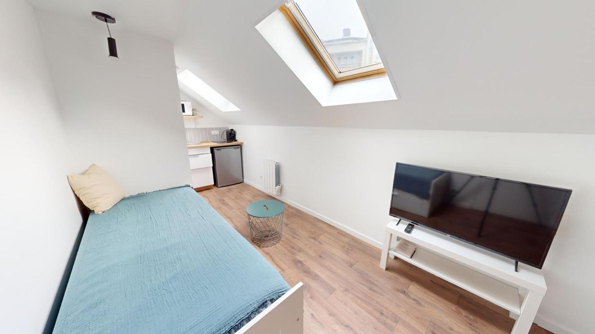 Immeuble Coty Jacuzzi Studios Et Chambres Le Havre Esterno foto